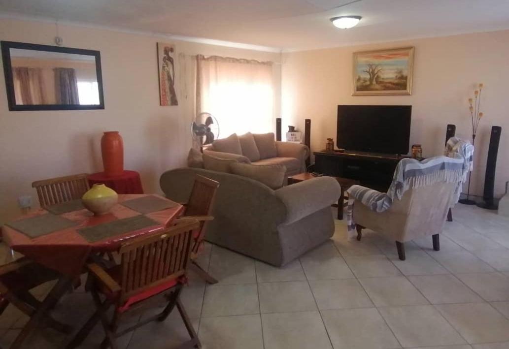 Jjp Self Catering - Three Bedroom House Lüderitz Exterior foto